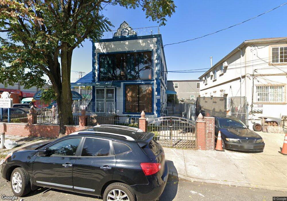 111-17 Sutphin Blvd, Jamaica, NY 11435 - photo 1