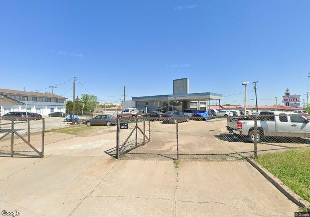 5520 W Skelly Dr, Tulsa, OK 74107 - photo 1