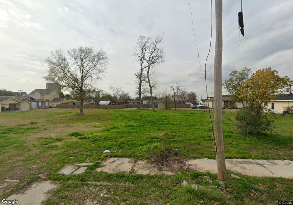 314 Moss St, Lake Charles, LA 70601 - photo 1