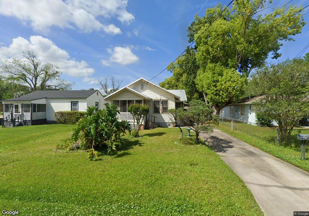 5163 Birkenhead Rd, Jacksonville, FL 32210 - photo 1