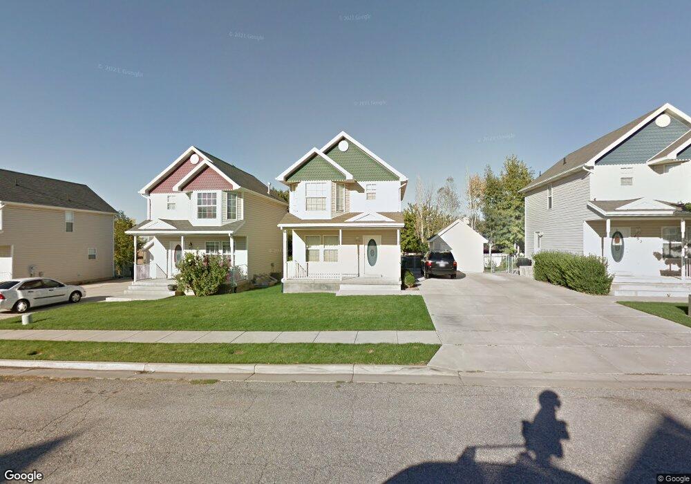 184 N 360 W unit 10, Clearfield, UT 84015 - photo 1