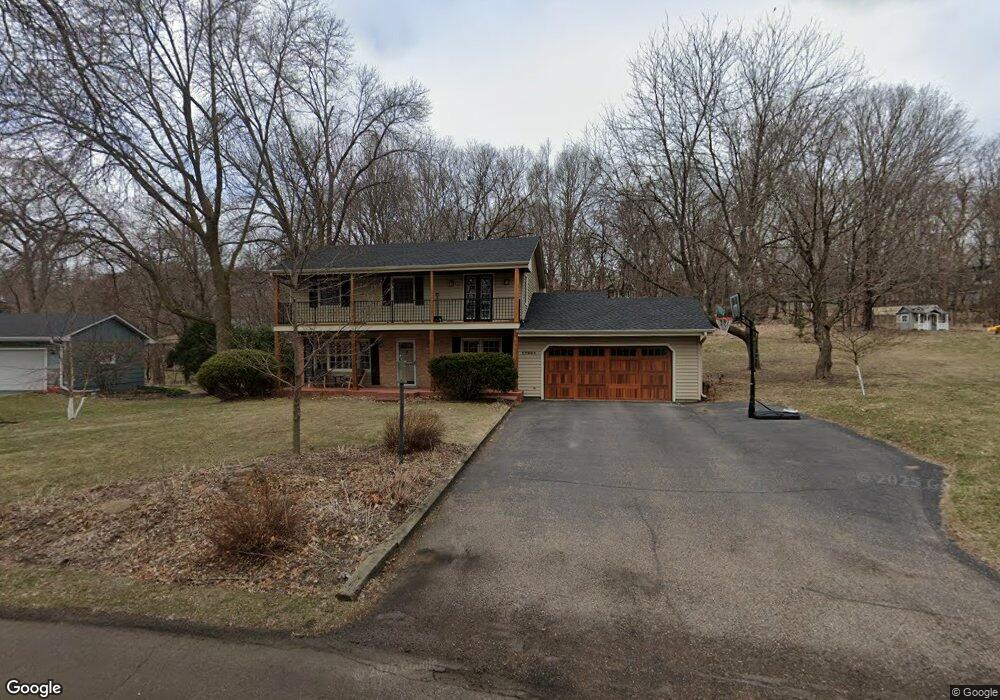 17904 Susan Ln, Minnetonka, MN 55345 - photo 1