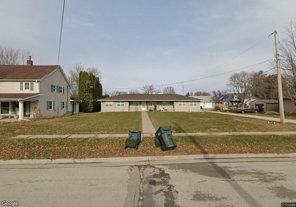 204 W Rippey Ave, Baxter, IA 50028 - photo 1