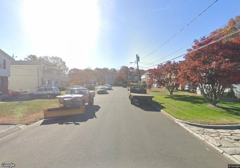 24 Santo Ct unit 5TH, New Britain, CT 06053 - photo 1