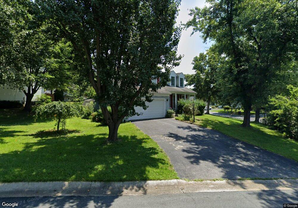 1 Forsythia Ct, Burtonsville, MD 20866 - photo 1