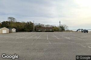 43 Pye Ln, Riverhead, NY 11901