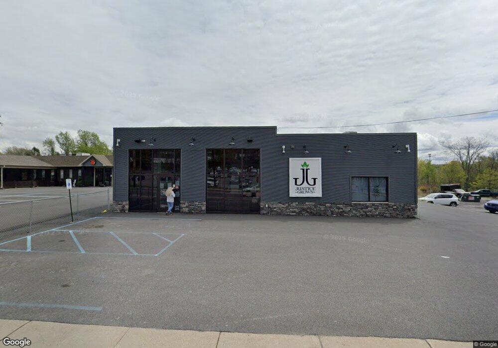 272 Main St, Dickson City, PA 18519 - photo 1