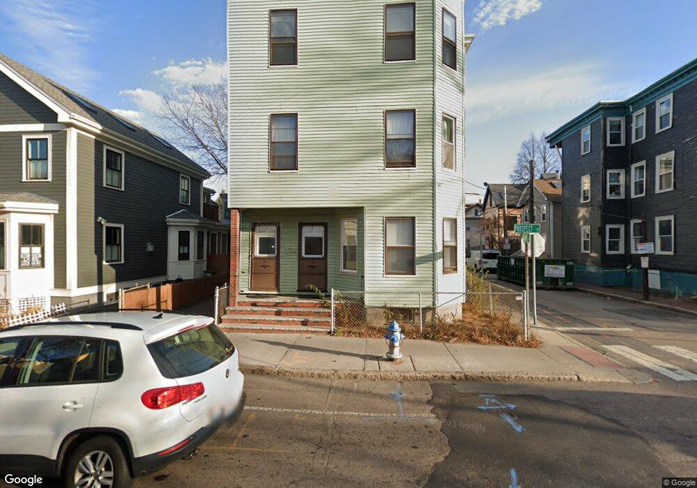 228 Prospect St unit 1, Cambridge, MA 02139 - photo 1
