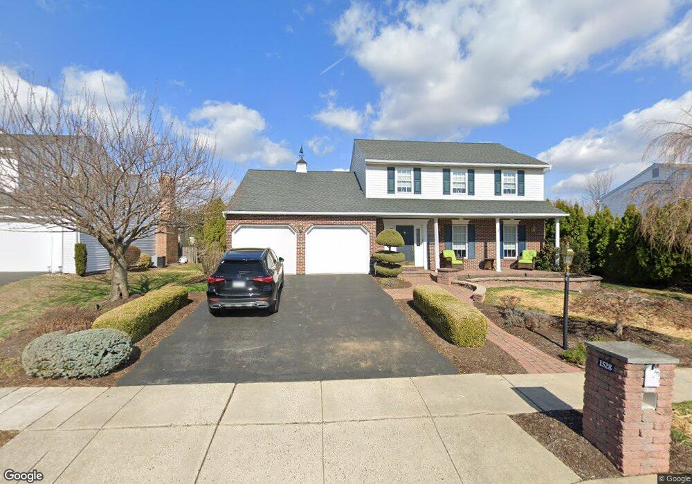 1528 Colony Dr, Reading, PA 19610 - photo 1