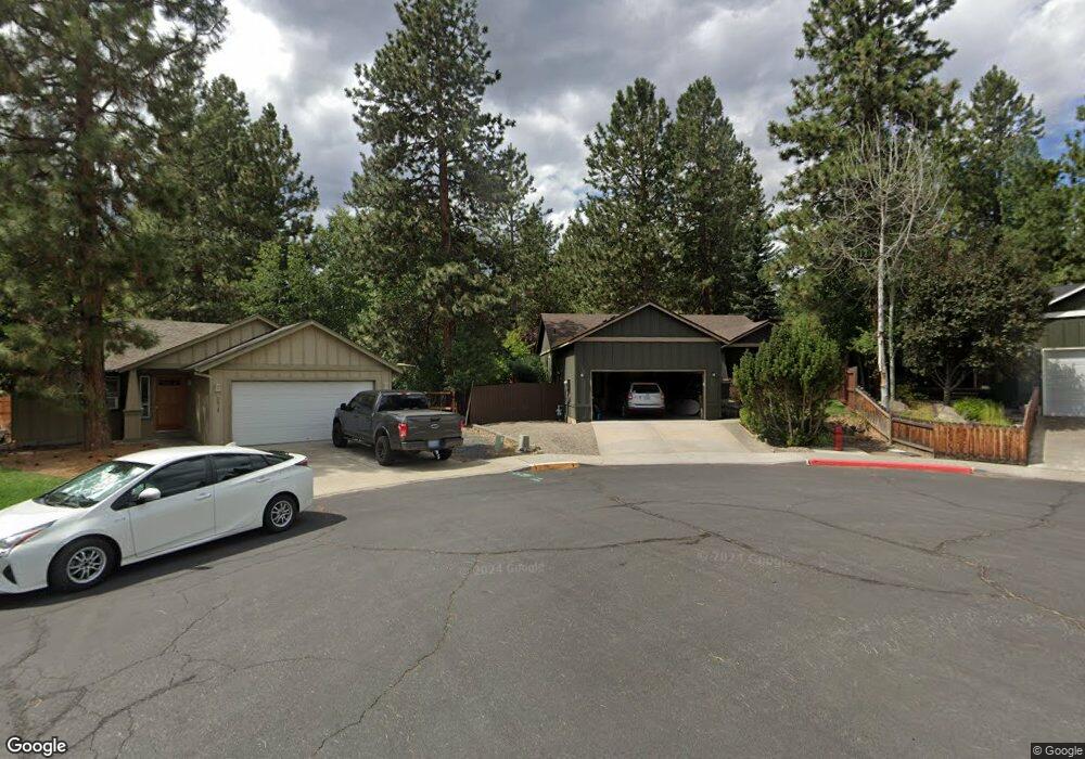 19804 Decoy Ct, Bend, OR 97702 - photo 1