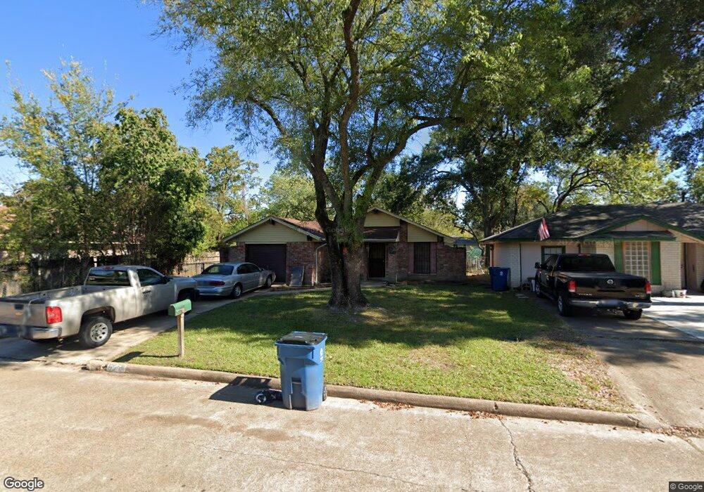 9214 Burford Ln, Houston, TX 77088 - photo 1