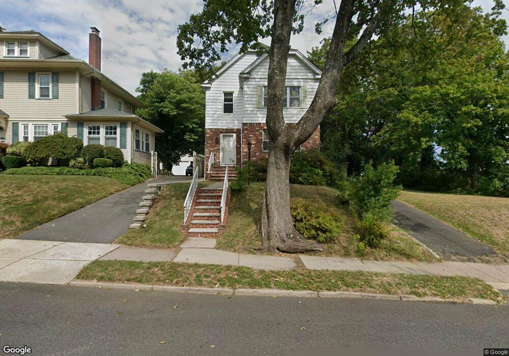 137 Raymond St, Hasbrouck Heights, NJ 07604 - photo 1