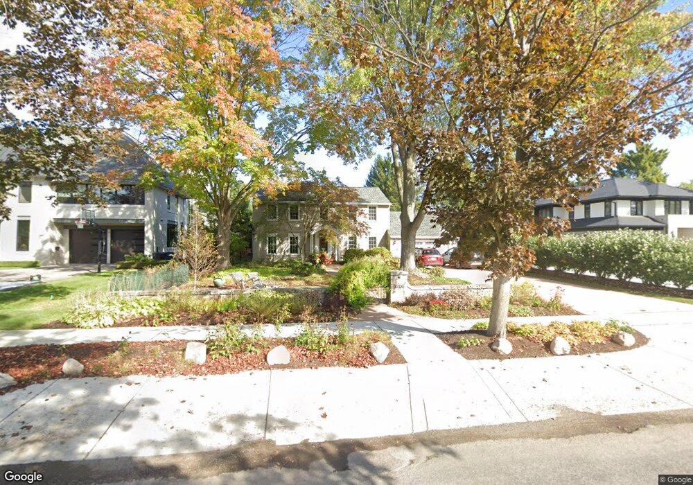 1592 Redding Rd, Birmingham, MI 48009 - photo 1