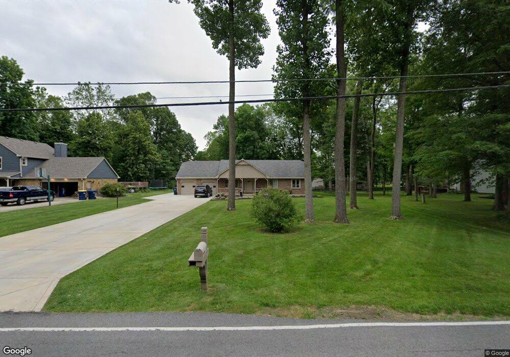 541 S Sawmill Rd, Whiteland, IN 46184 - photo 1