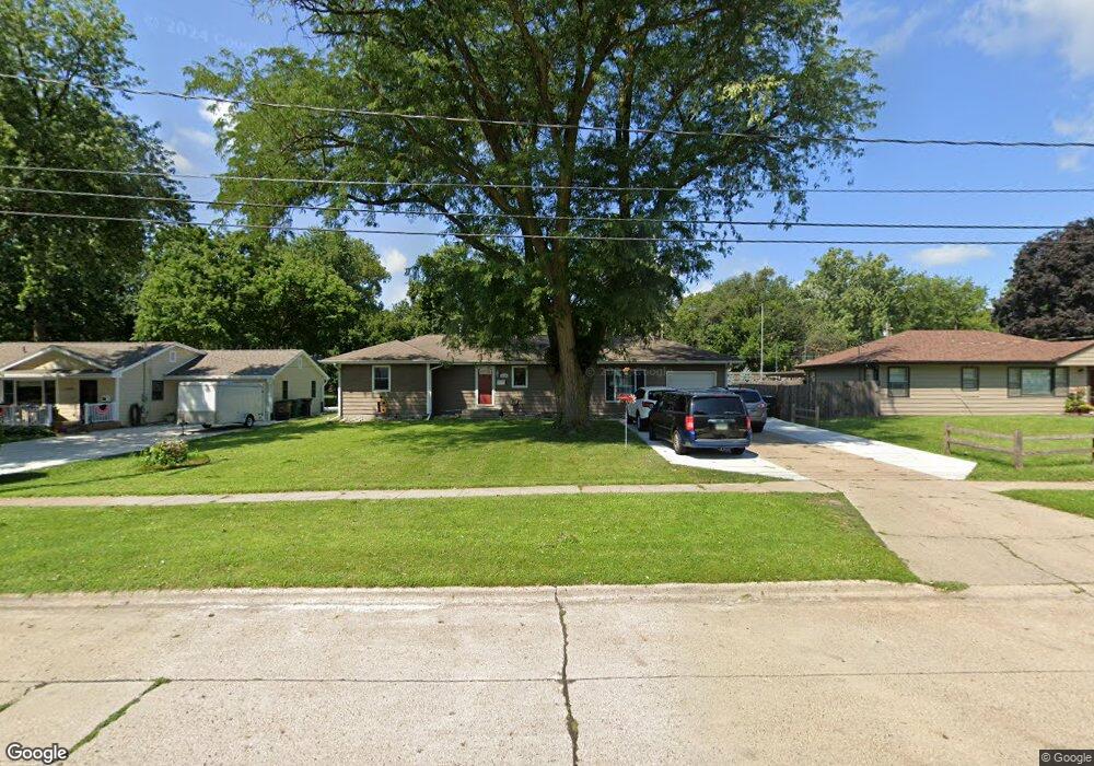 1714 17th St, West Des Moines, IA 50265 - photo 1