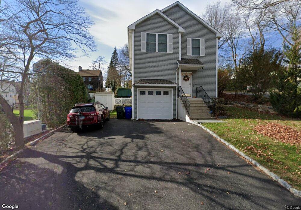 11 Grace St, Fairfield, CT 06825 - photo 1