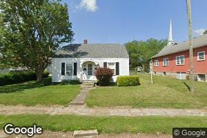 215 N Walnut St, Fairmount, IN 46928