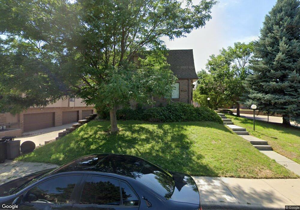 1389 S Idalia St unit D, Aurora, CO 80017 - photo 1