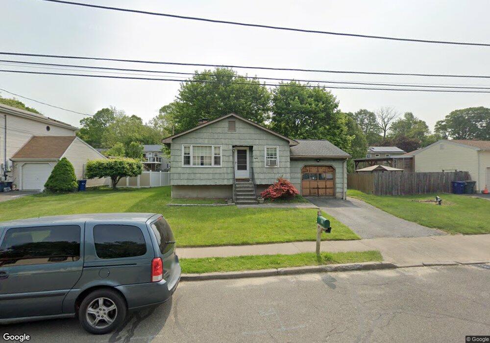 80 Williamsburg Rd, Bridgeport, CT 06606 - photo 1