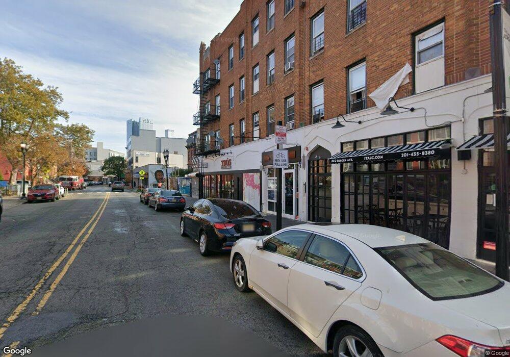 686 Bergen Ave unit 5, Jersey City, NJ 07304 - photo 1