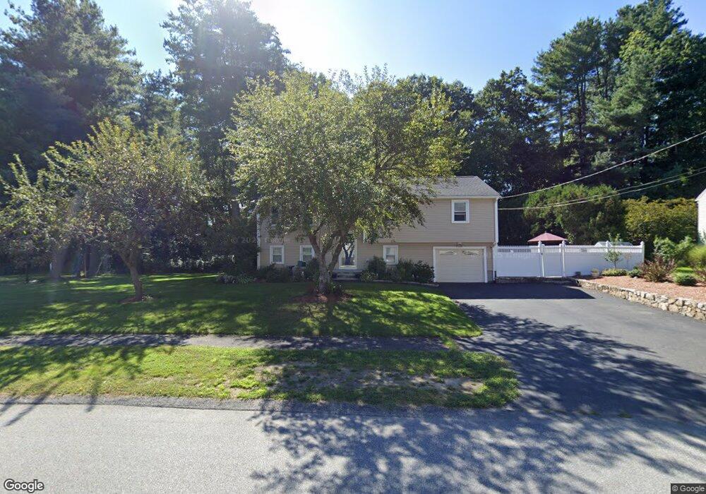 142 Dodd Dr, Holliston, MA 01746 - photo 1