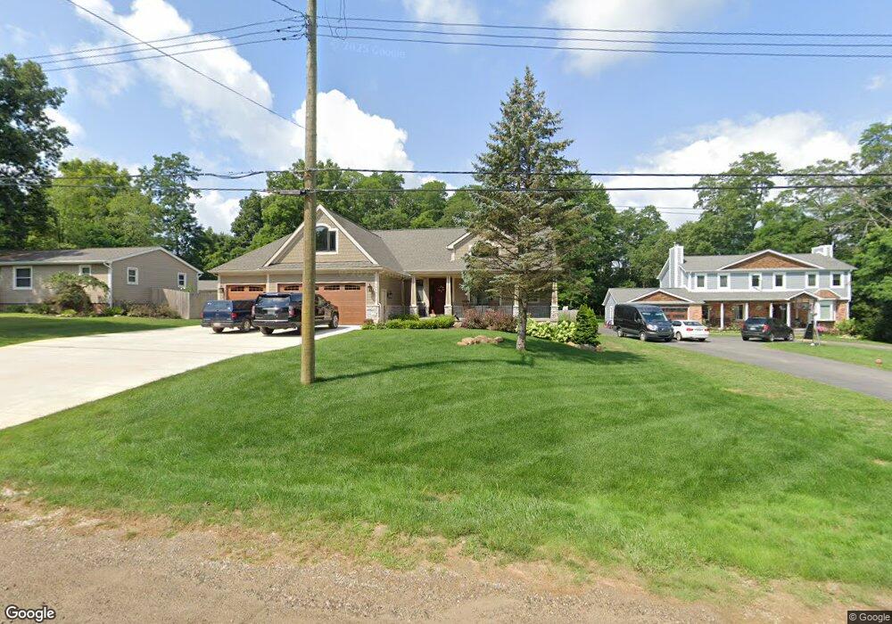 1840 Elsie Dr, West Bloomfield, MI 48324 - photo 1