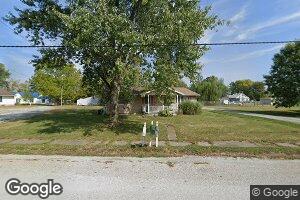 229 E Harrison St, Hidalgo, IL 62432