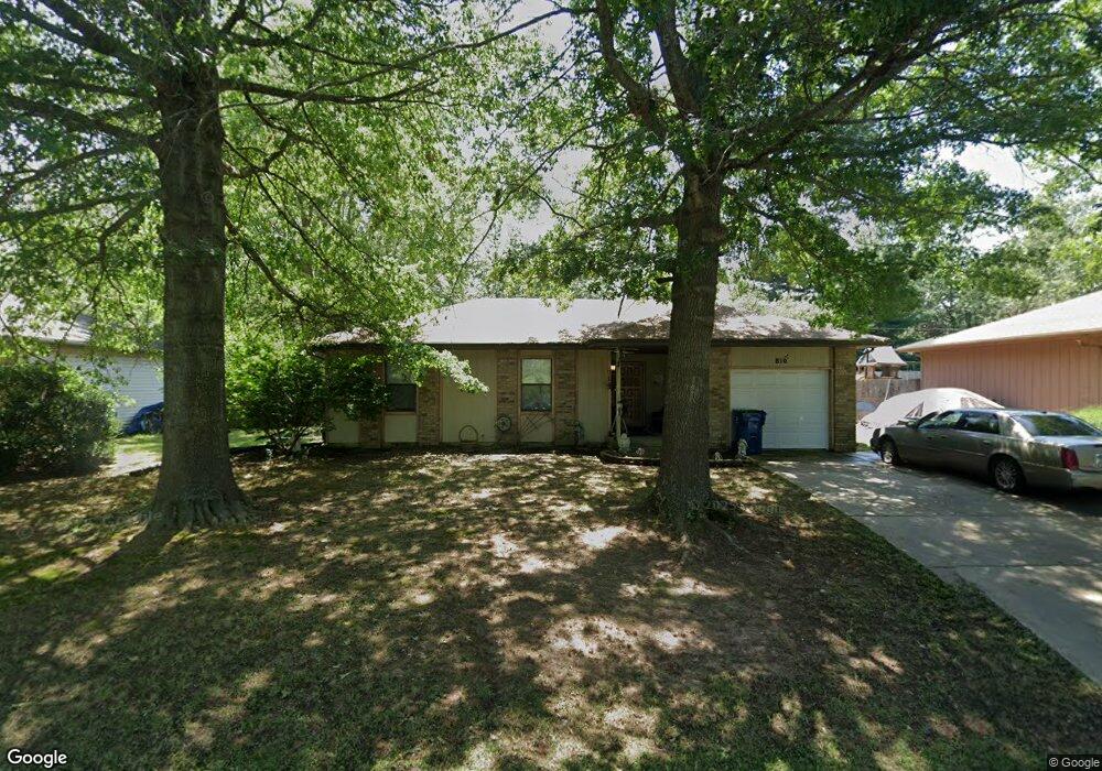 810 E Striper Dr, Nixa, MO 65714 - photo 1