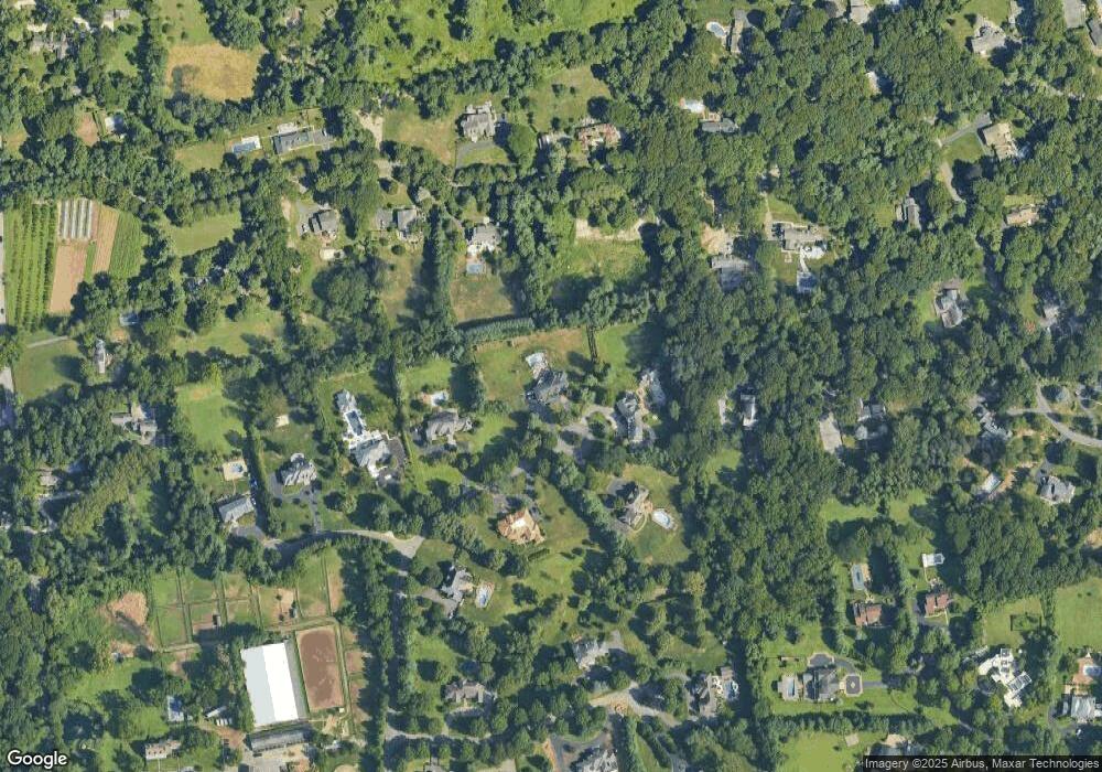 25 Hunt Ct, Glen Head, NY 11545 - photo 1