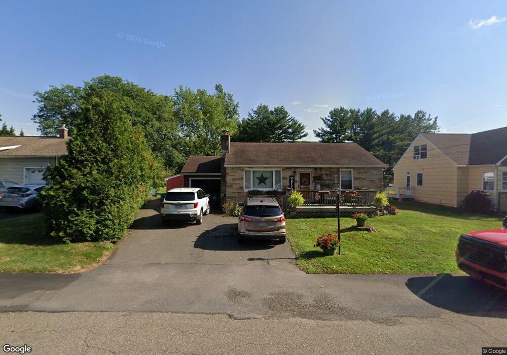 102 W Benjamin Ave, Conyngham, PA 18219 - photo 1