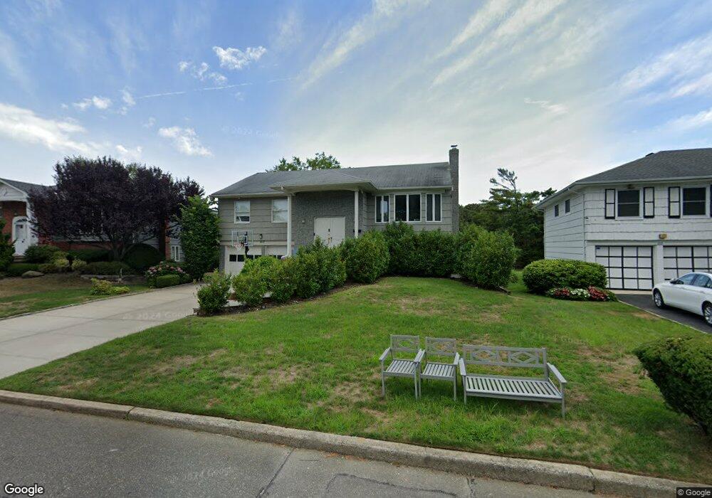 217 Juniper Cir S, Lawrence, NY 11559 - photo 1