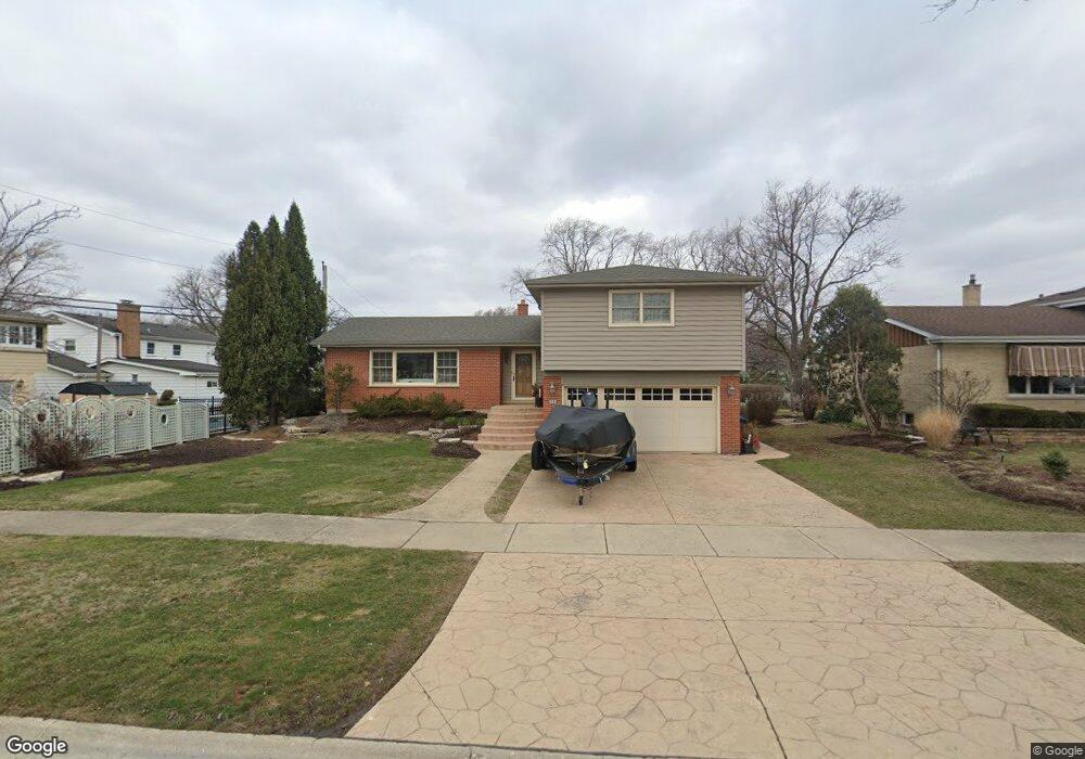 503 E Park Manor Ct, Elmhurst, IL 60126 - photo 1