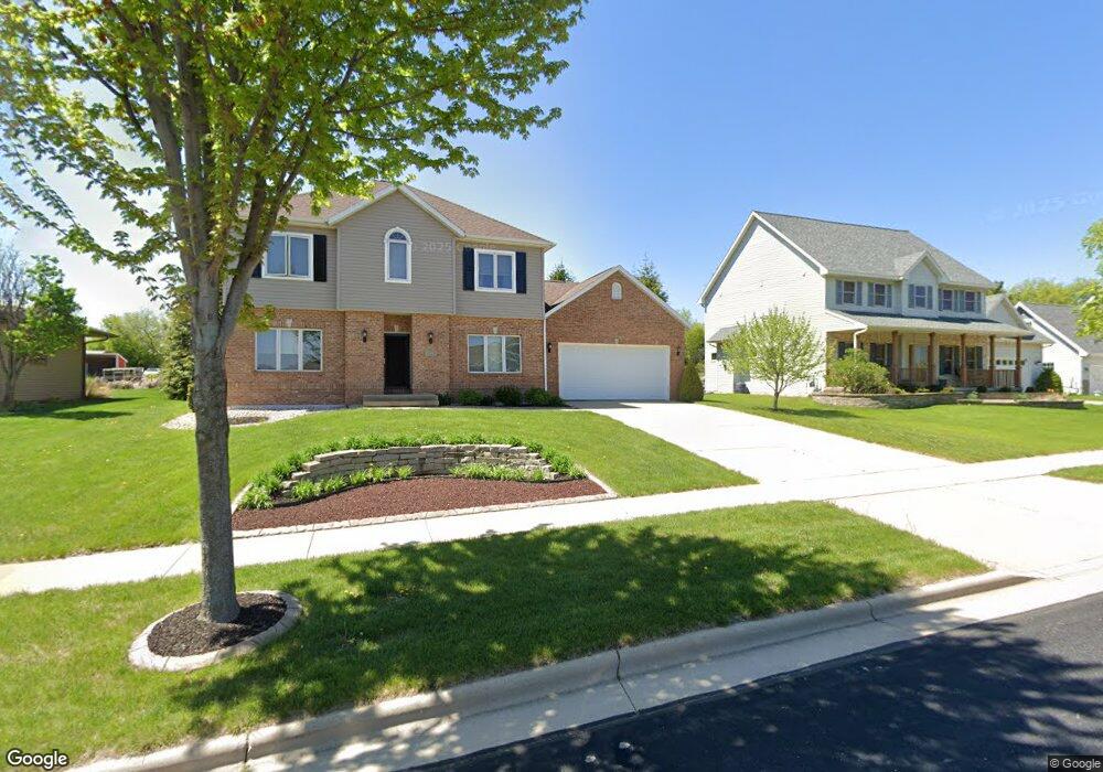 2723 Sunflower Dr, Fitchburg, WI 53711 - photo 1