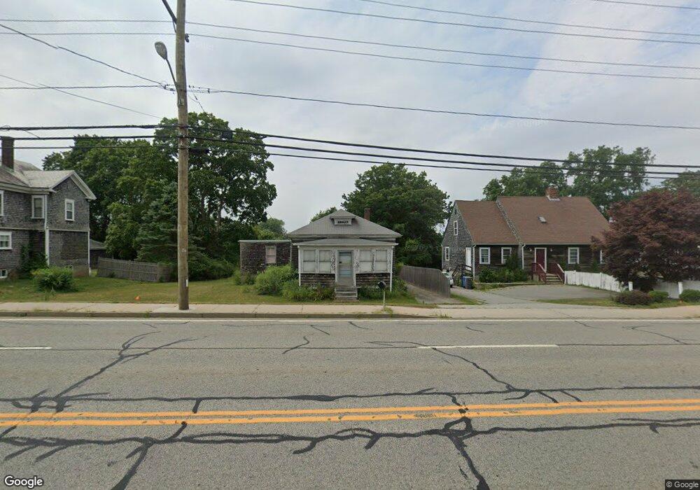 1762 W Main Rd, Middletown, RI 02842 - photo 1