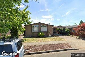 427 Lochaven Ave, Springfield, OR 97477