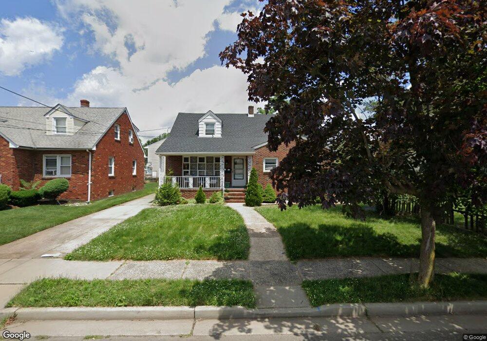 14 Tennyson St, Carteret, NJ 07008 - photo 1