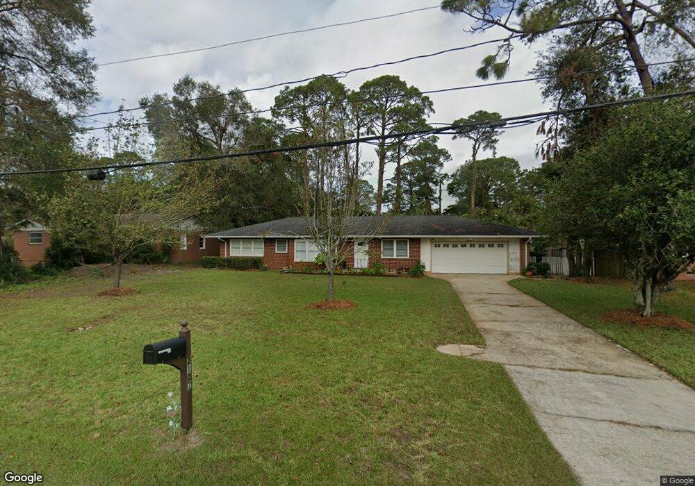 2107 Starling St, Brunswick, GA 31520 - photo 1