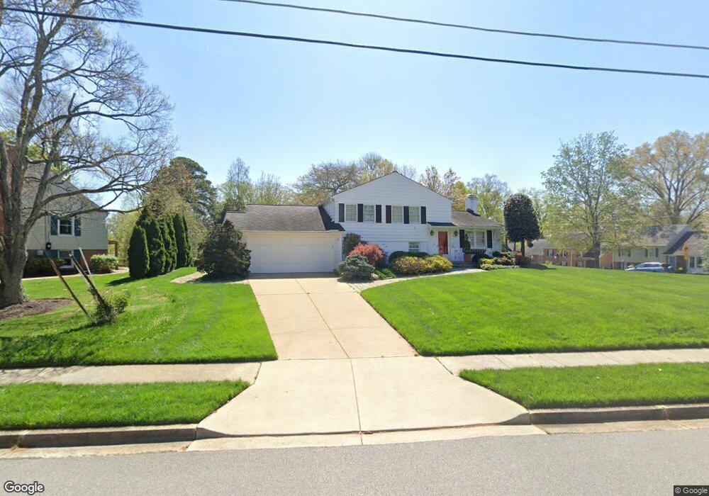 8525 Doter Dr, Alexandria, VA 22308 - photo 1