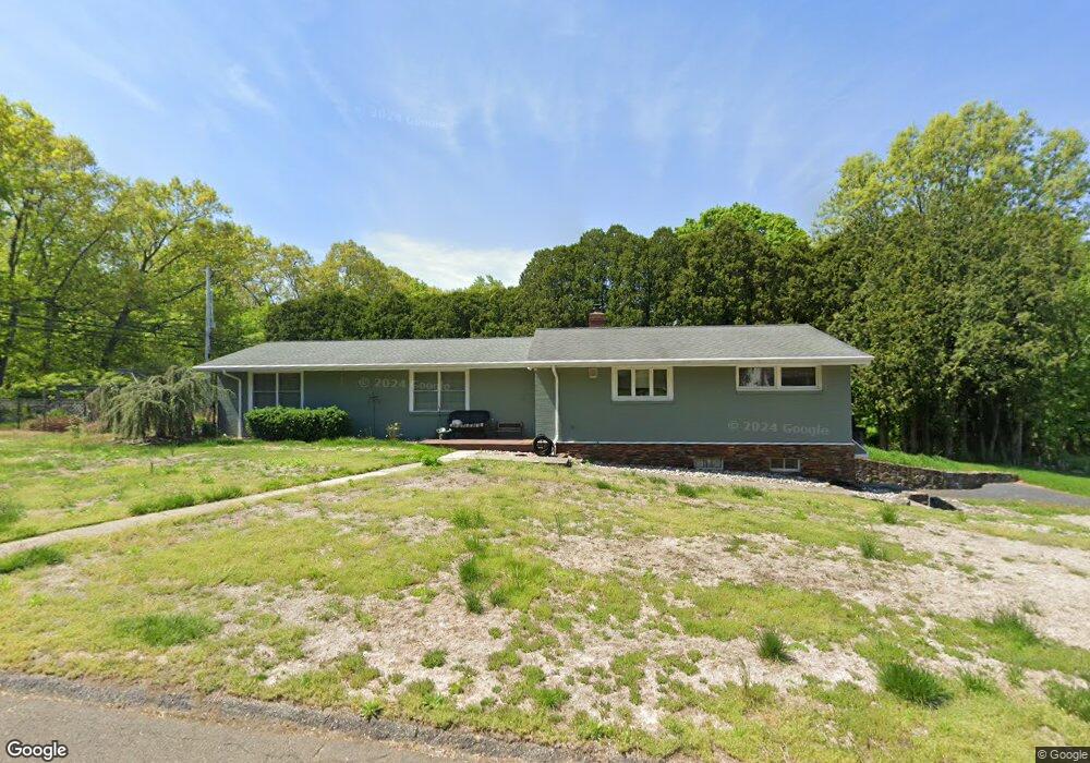 140 Lake Ave, Trumbull, CT 06611 - photo 1