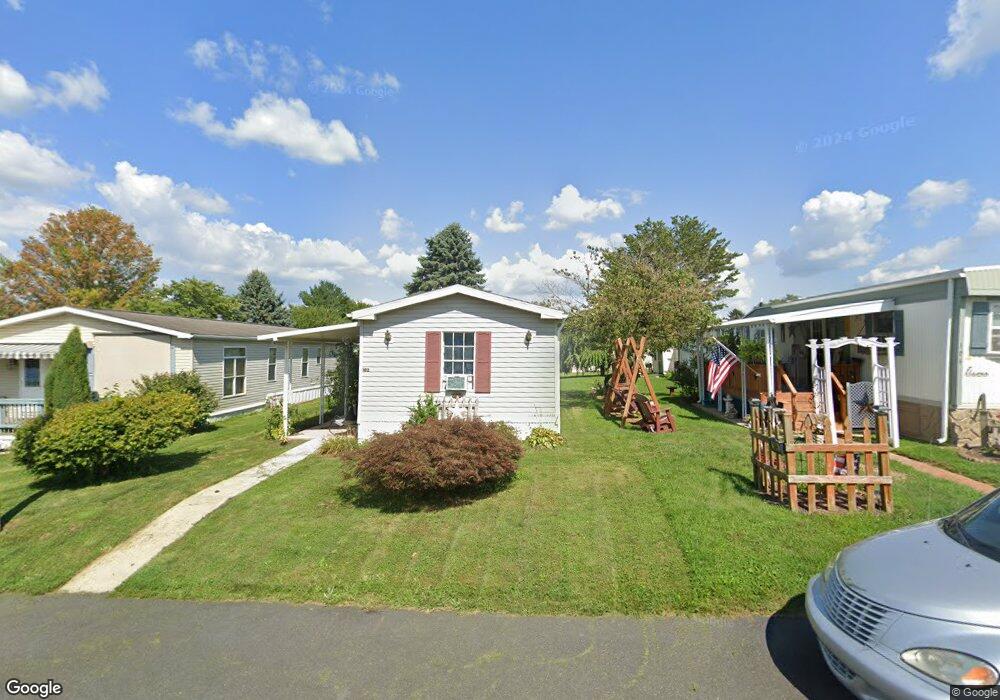 102 Cheryl Dr, Leola, PA 17540 - photo 1