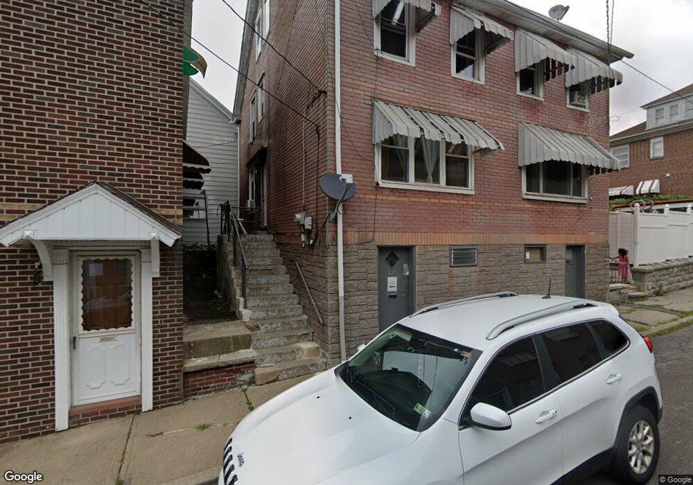 427 E 5th St, Hazleton, PA 18201 - photo 1