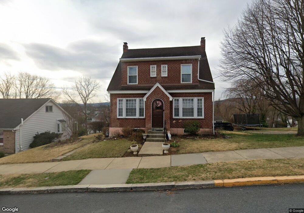 2338 Fairview St, Reading, PA 19609 - photo 1
