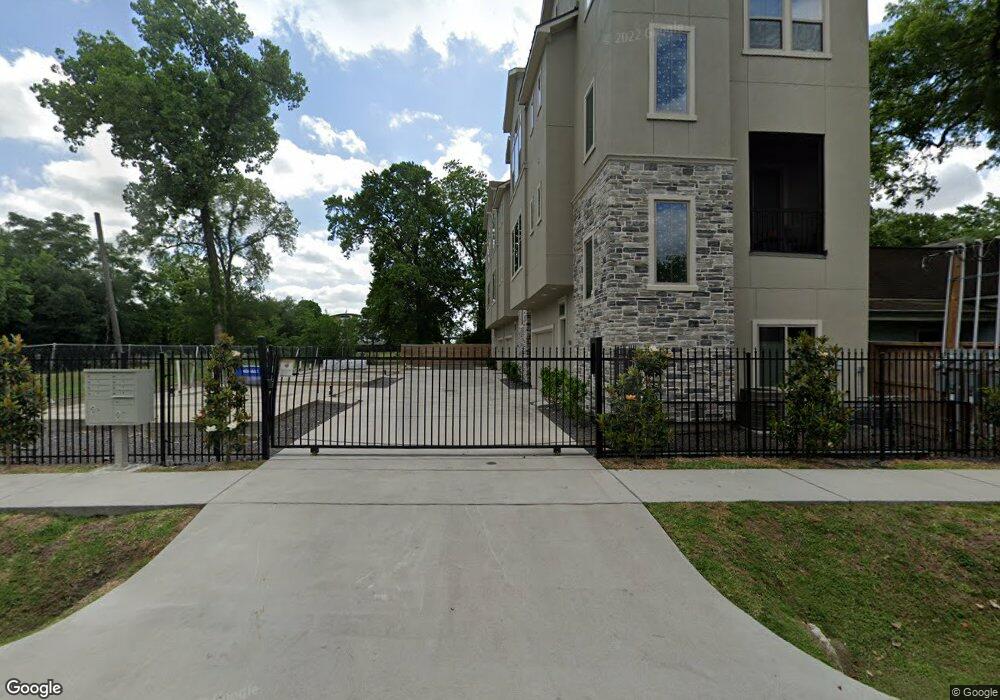 1420 Wichman St, Houston, TX 77007 - photo 1