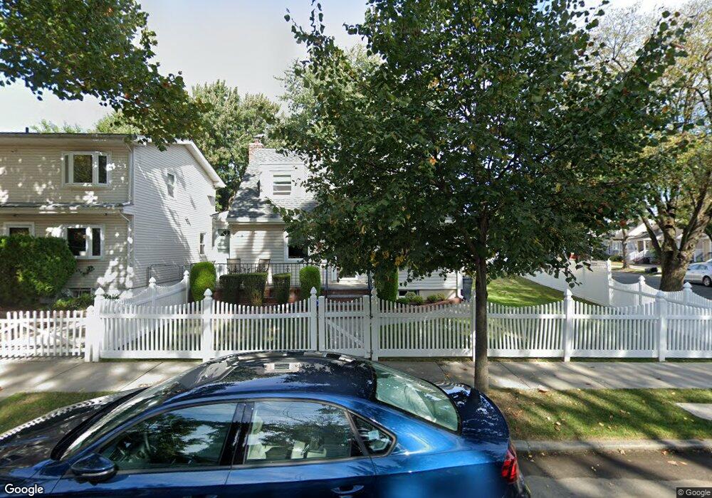 16479 Underhill Ave, Fresh Meadows, NY 11365 - photo 1