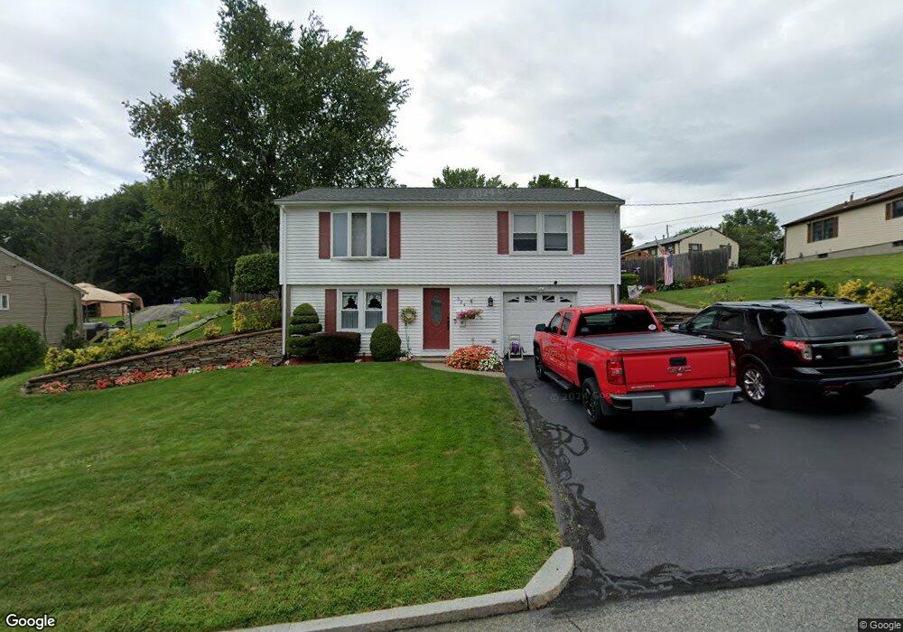 324 Walnut Hill Rd, Woonsocket, RI 02895 - photo 1