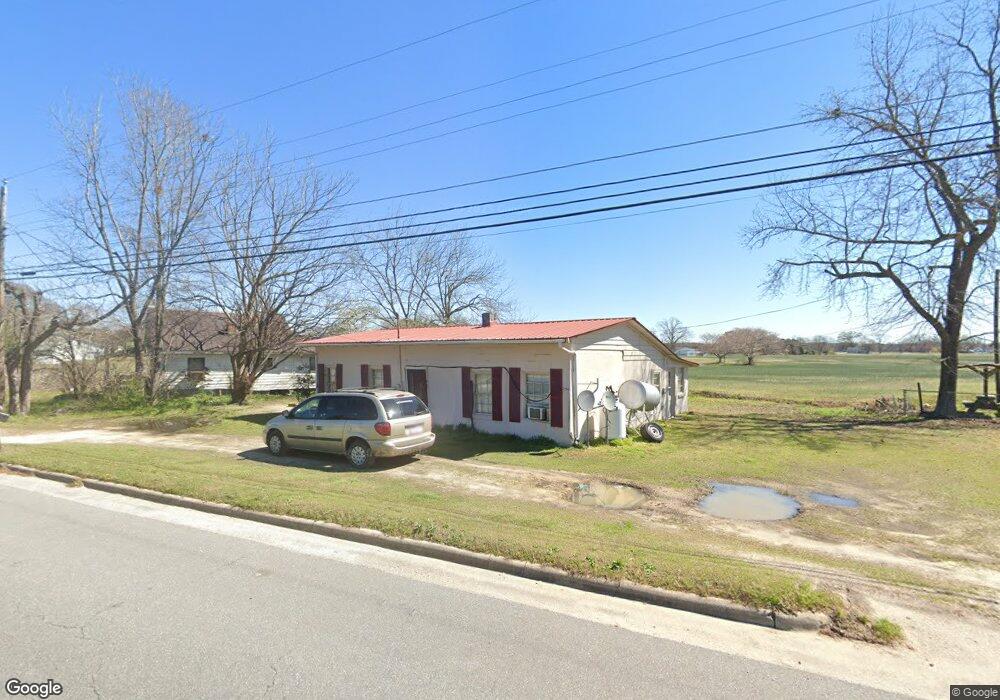 506 Main St, Newton Grove, NC 28366 - photo 1