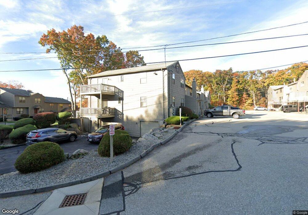 408 Pinewood Dr unit 408, Smithfield, RI 02917 - photo 1