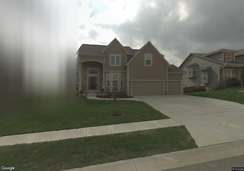 20709 W 48th St, Shawnee, KS 66218 - photo 1