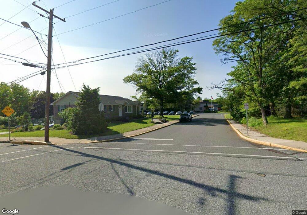 502 Macoby St, Pennsburg, PA 18073 - photo 1