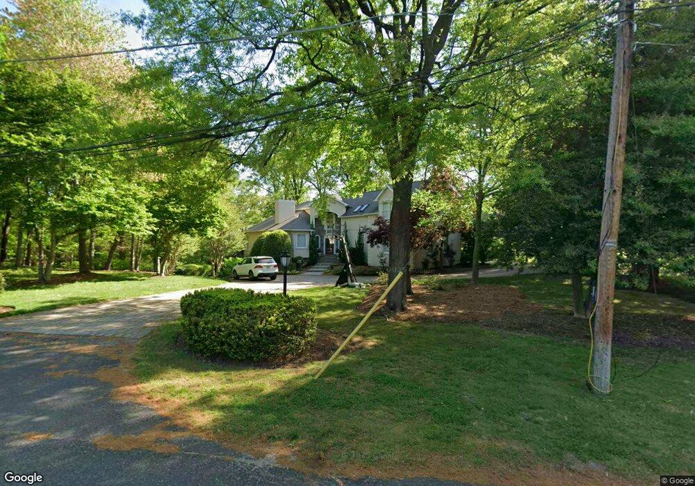 7011 Marlan Dr, Alexandria, VA 22307 - photo 1